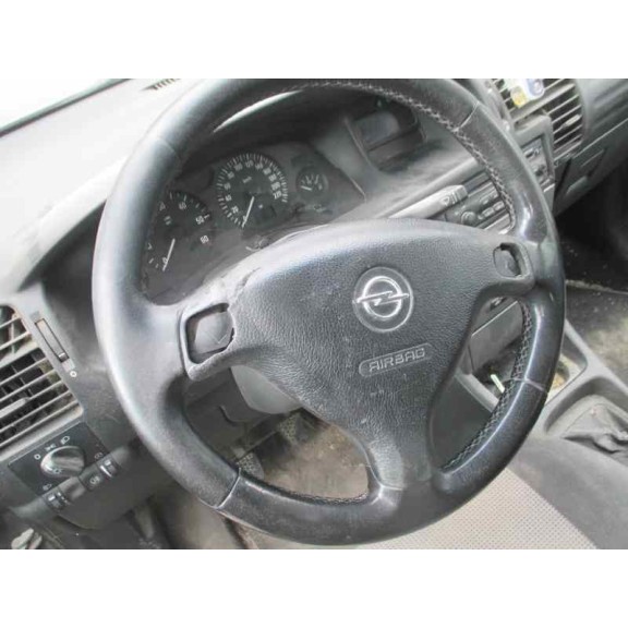 opel zafira a del año 2004