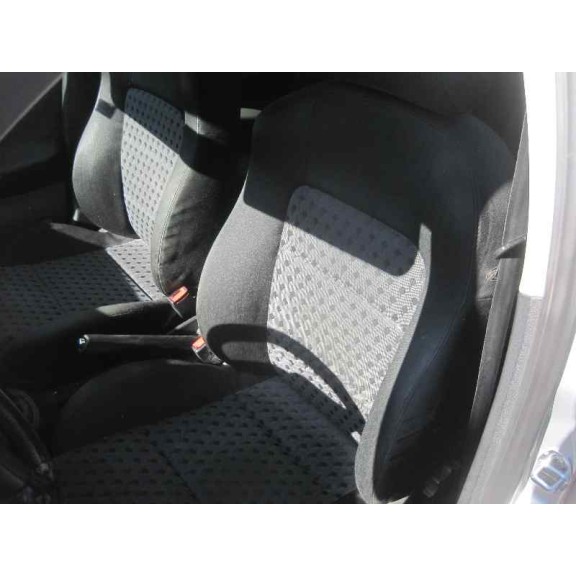 seat leon (1m1) del año 2001