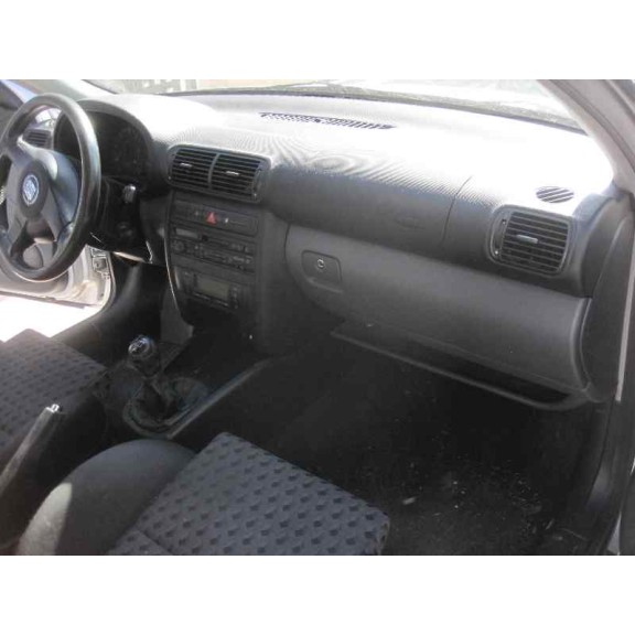 seat leon (1m1) del año 2001