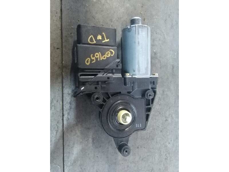 Recambio de motor elevalunas trasero derecho para volkswagen passat berlina (3b3) highline 4motion referencia OEM IAM 1C0959812 