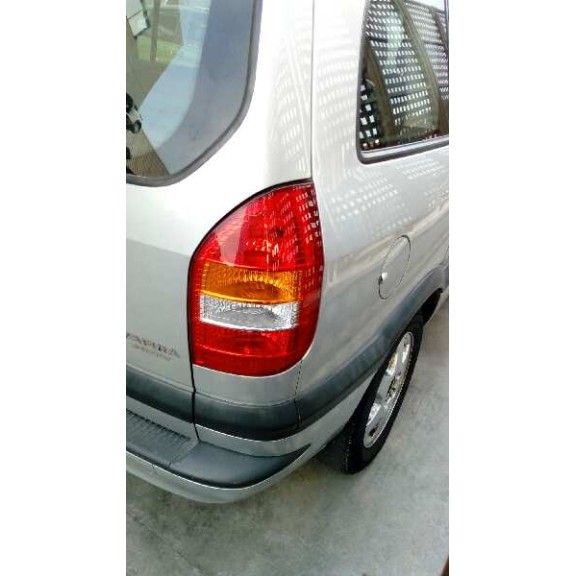 opel zafira a del año 2001