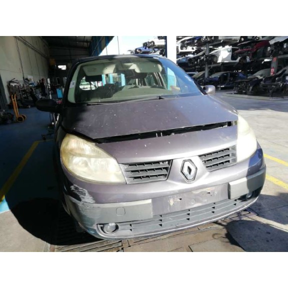 renault grand scenic del año 2005