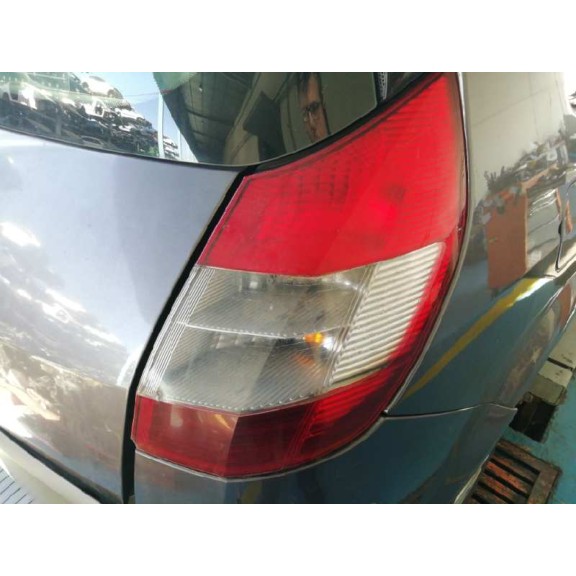 renault grand scenic del año 2005