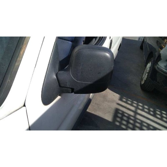 peugeot partner (s1) del año 2002