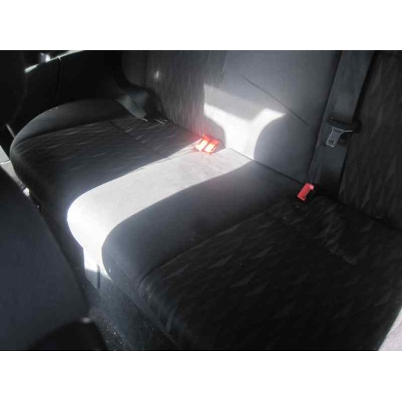 ford focus berlina (cak) del año 2002