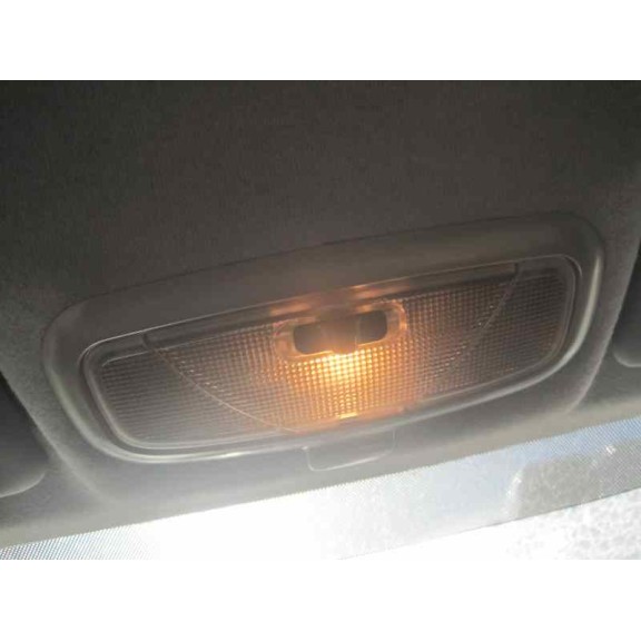 ford focus berlina (cak) del año 2002