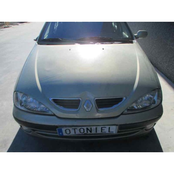renault megane i fase 2 berlina (ba0) del año 2001