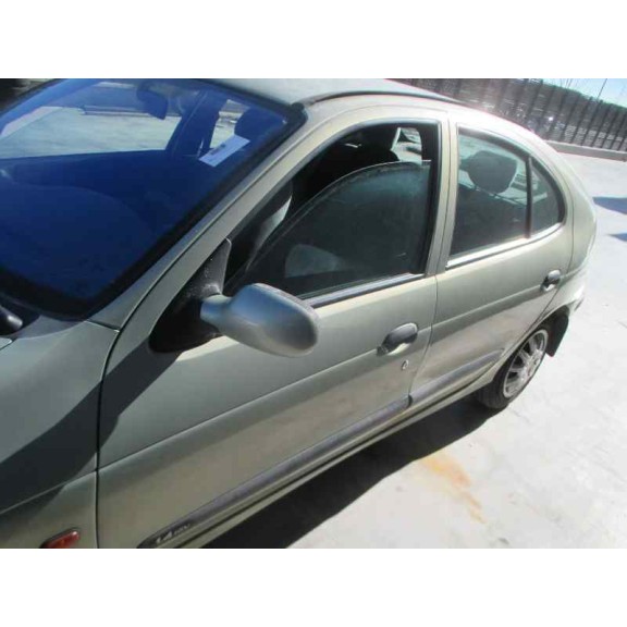 renault megane i fase 2 berlina (ba0) del año 2001