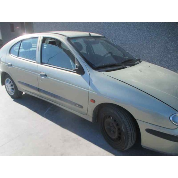renault megane i fase 2 berlina (ba0) del año 2001