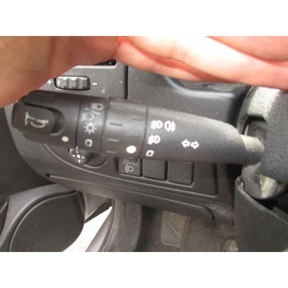 citroën xsara berlina del año 2001