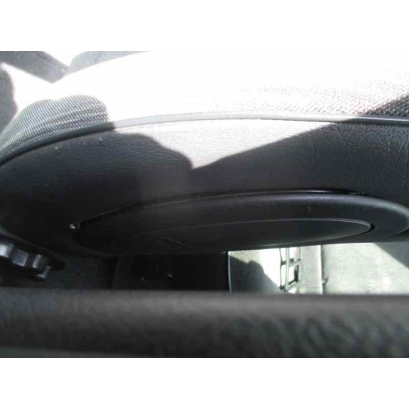 citroën xsara berlina del año 2001