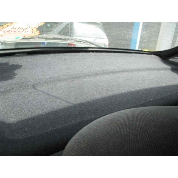 citroën xsara berlina del año 2001