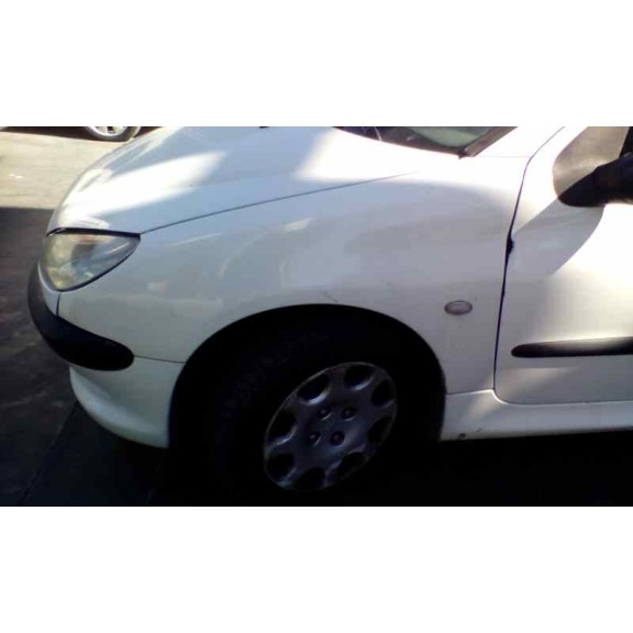 peugeot 206 berlina del año 2004
