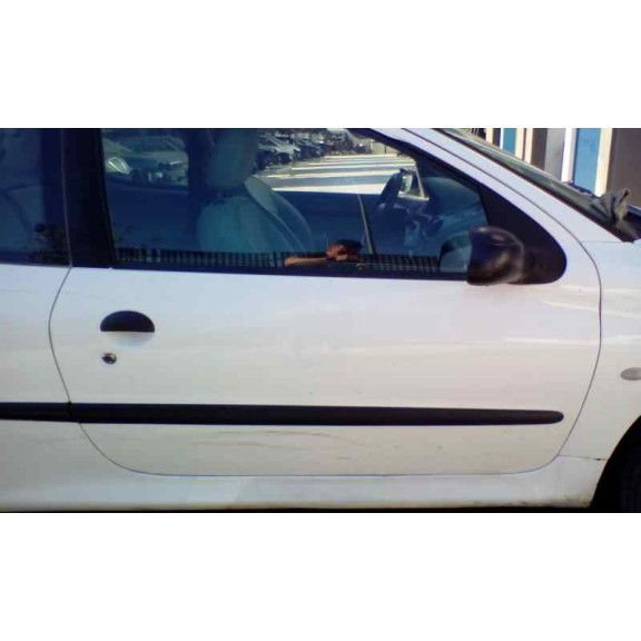 peugeot 206 berlina del año 2004