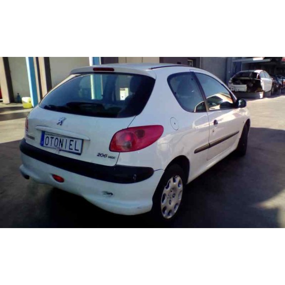 peugeot 206 berlina del año 2004