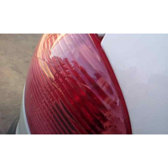 peugeot 206 berlina del año 2004