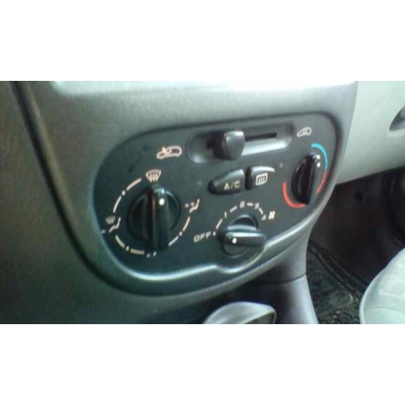 peugeot 206 berlina del año 2004