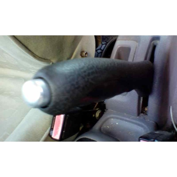 peugeot 206 berlina del año 2004