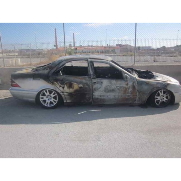 mercedes-benz clase s (w220) berlina del año 2000