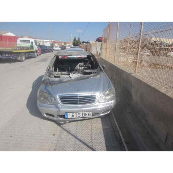 mercedes-benz clase s (w220) berlina del año 2000