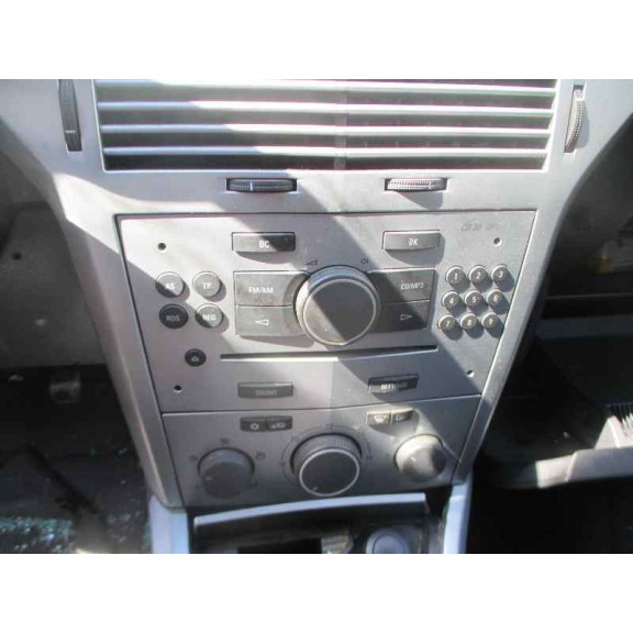 opel astra gtc del año 2006