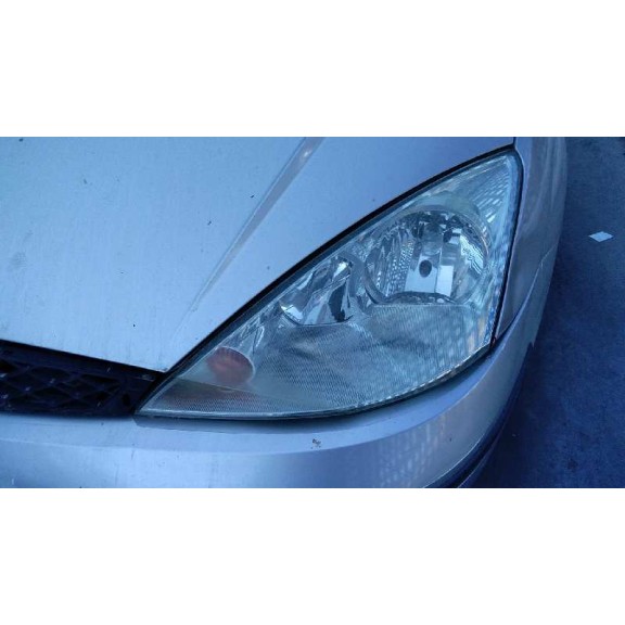 ford focus berlina (cak) del año 2001