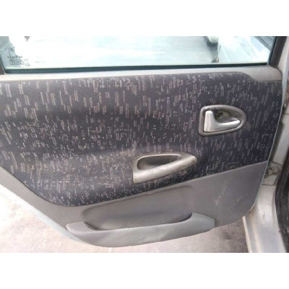 renault megane i fase 2 berlina (ba0) del año 2001