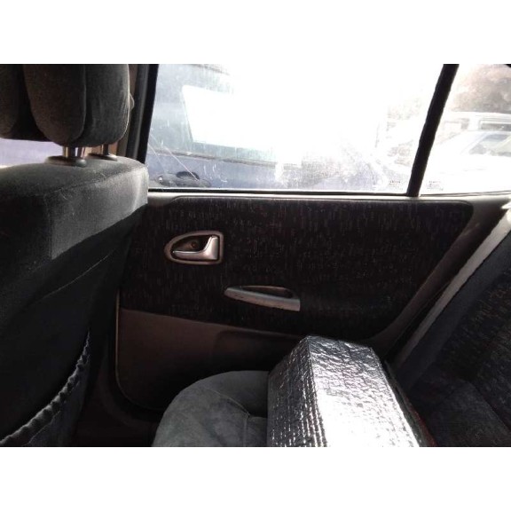 renault megane i fase 2 berlina (ba0) del año 2001