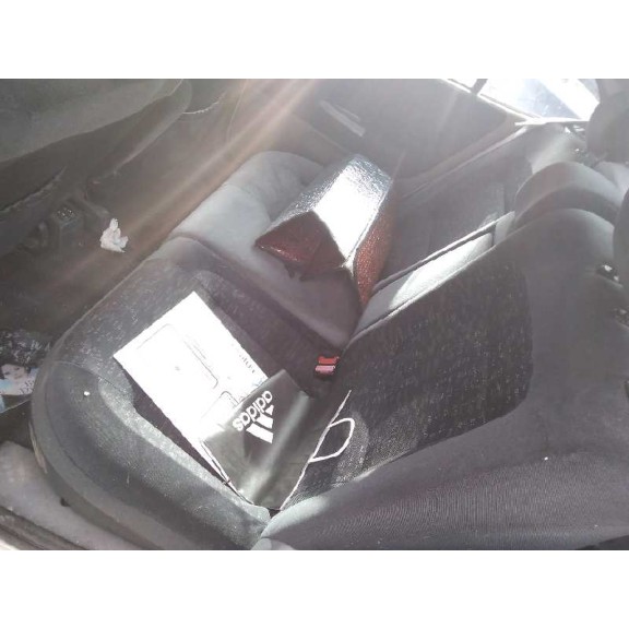 renault megane i fase 2 berlina (ba0) del año 2001