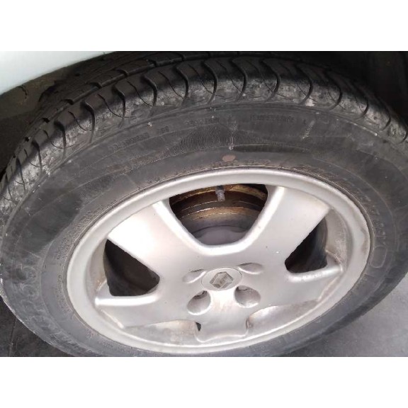 renault megane i fase 2 berlina (ba0) del año 2001