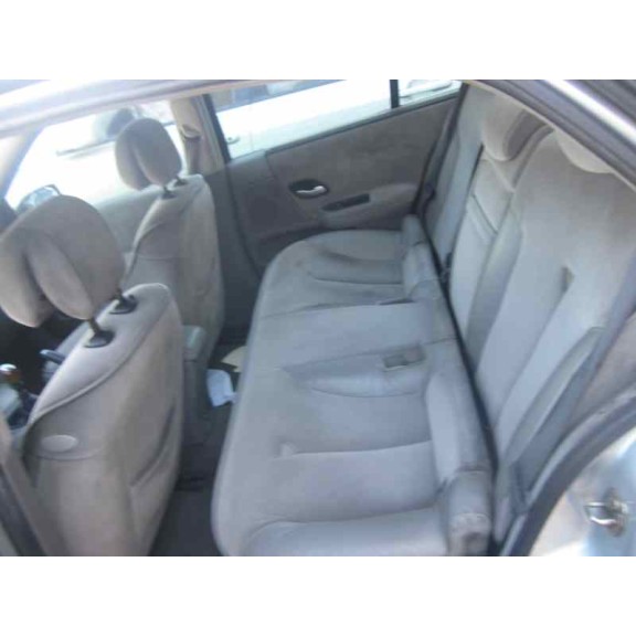 renault laguna ii (bg0) del año 2003