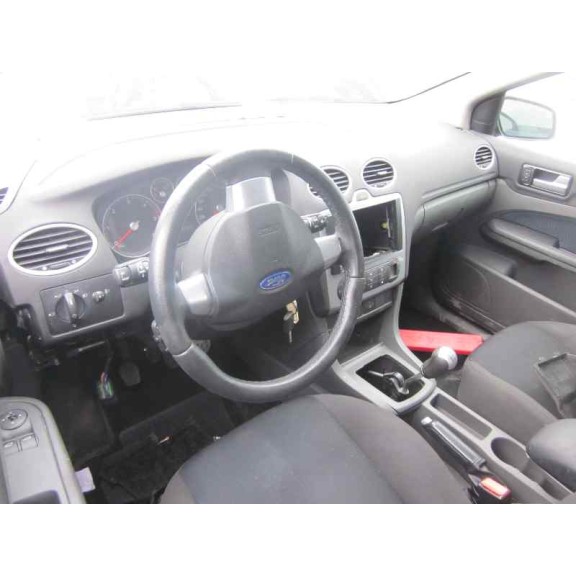 ford focus berlina (cap) del año 2006