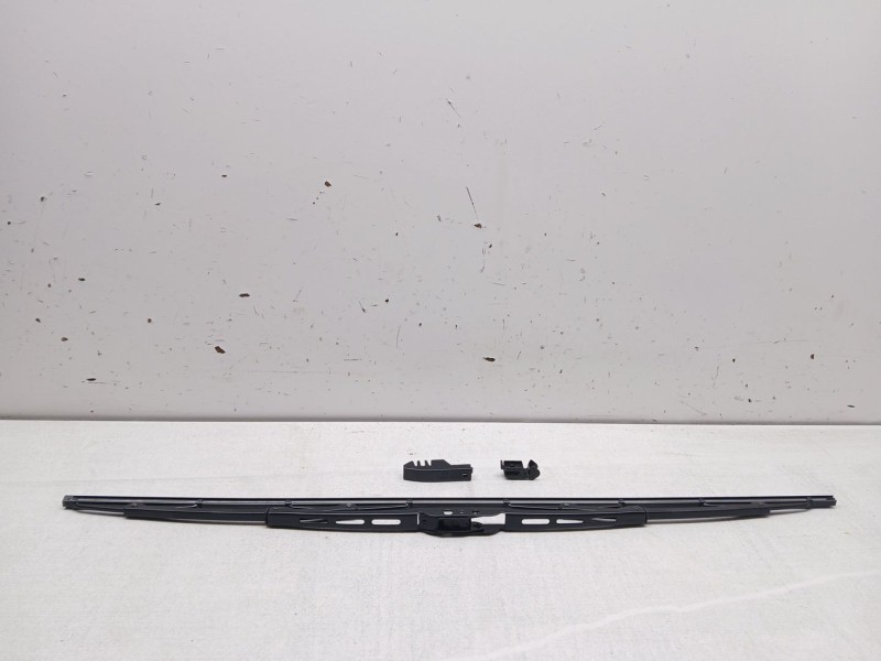 Recambio de escobilla limpia para peugeot 3008 referencia OEM IAM universal cgau2358  58 cm 23´´