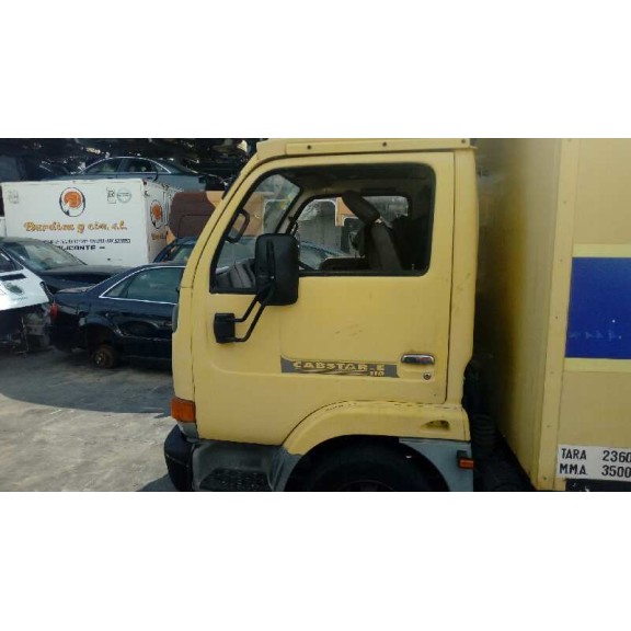 nissan cabstar del año 2000