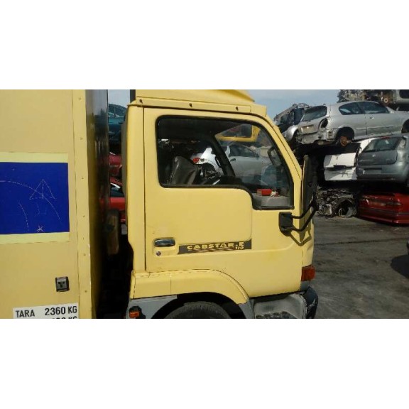 nissan cabstar del año 2000