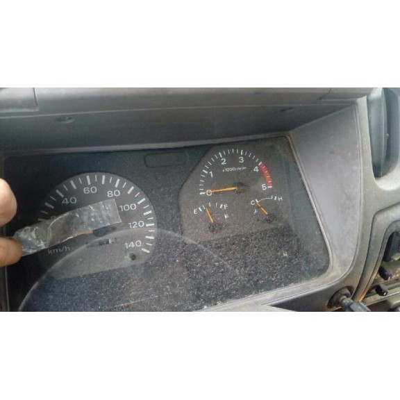 nissan cabstar del año 2000