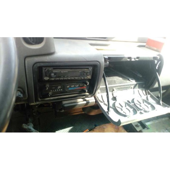 nissan cabstar del año 2000