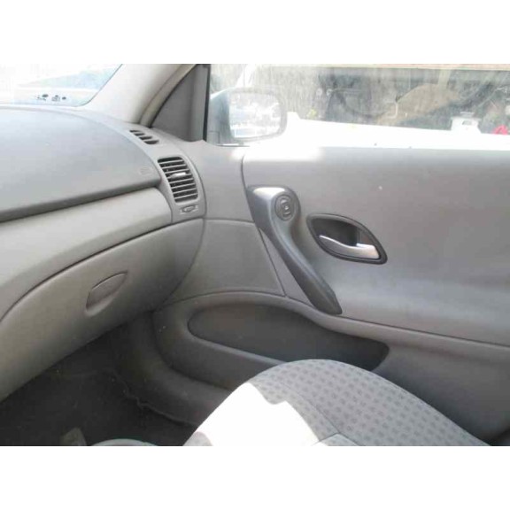 renault laguna ii (bg0) del año 2003