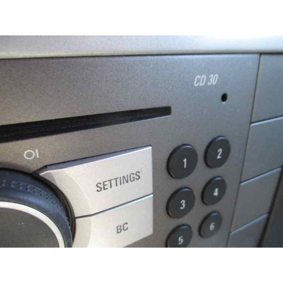 opel vectra c berlina del año 2004