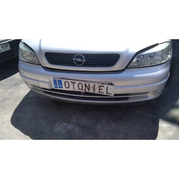 opel astra g berlina del año 2002