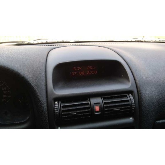 opel astra g berlina del año 2002