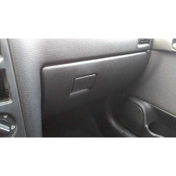 opel astra g berlina del año 2002