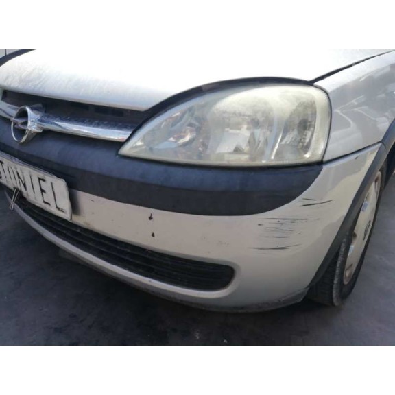 opel corsa c del año 2002