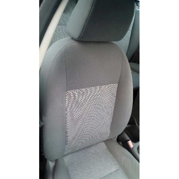 ford focus berlina (cap) del año 2006