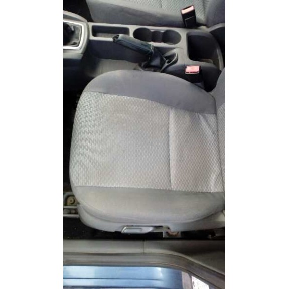 ford focus berlina (cap) del año 2006