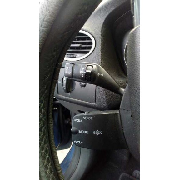 ford focus berlina (cap) del año 2006