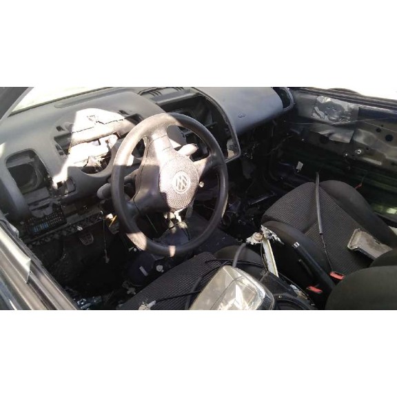 volkswagen polo berlina (6n2) del año 2001