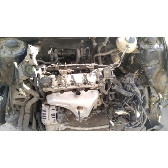 volkswagen polo berlina (6n2) del año 2001