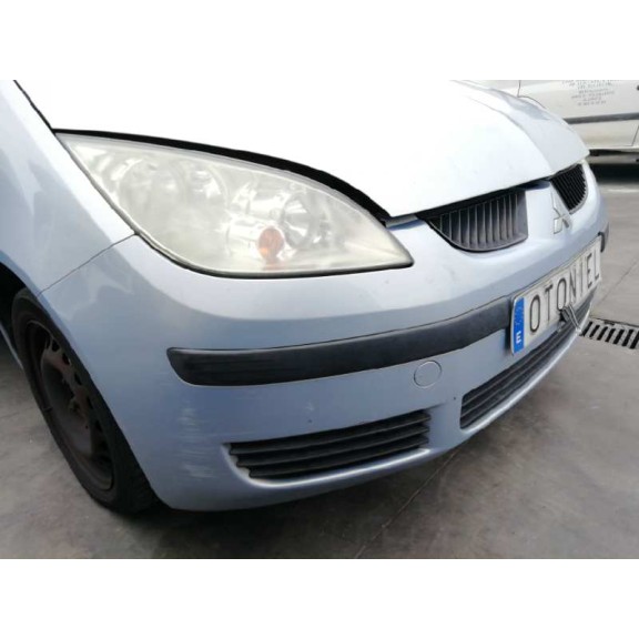 mitsubishi colt berlina 5 (z30a) del año 2005