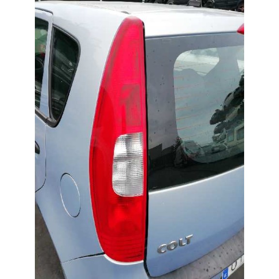 mitsubishi colt berlina 5 (z30a) del año 2005